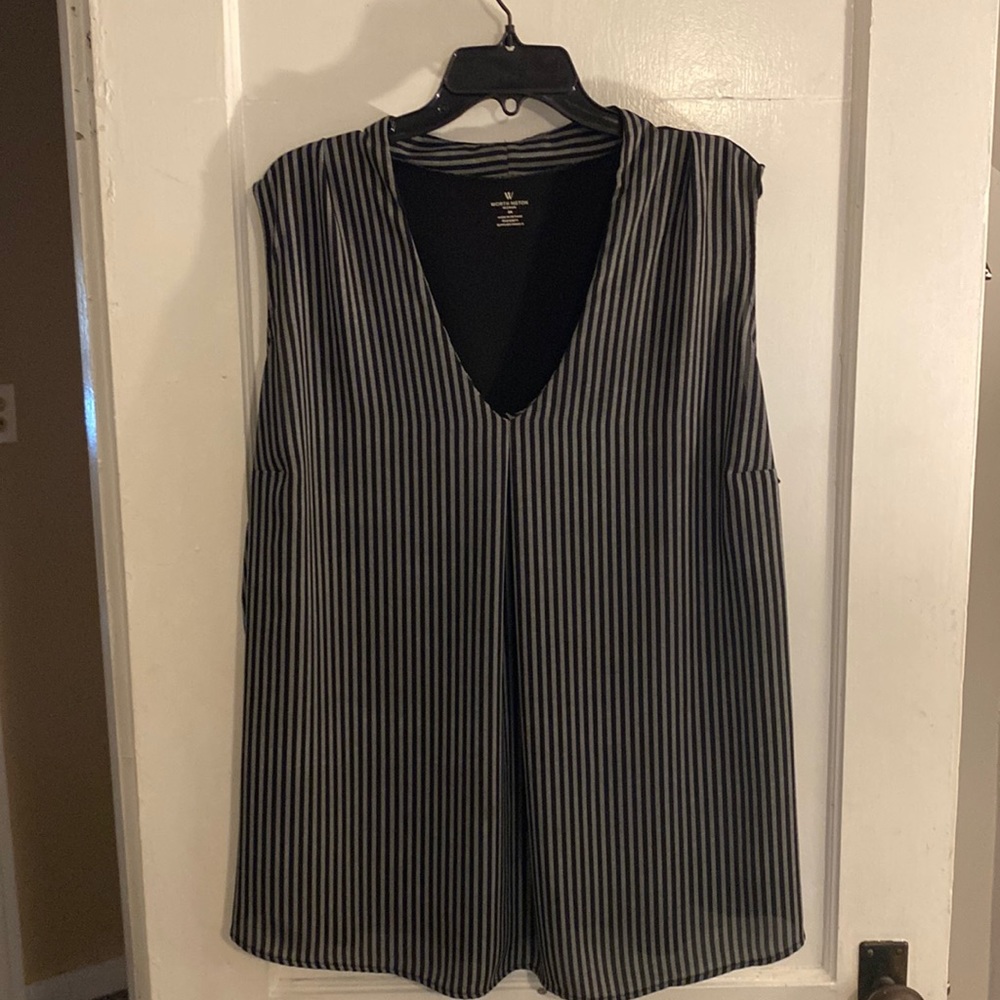 Grey and Black Striped Sleeveless Size 3X